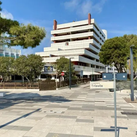 Charming Flat With Sea View Apartment Lignano Sabbiadoro
